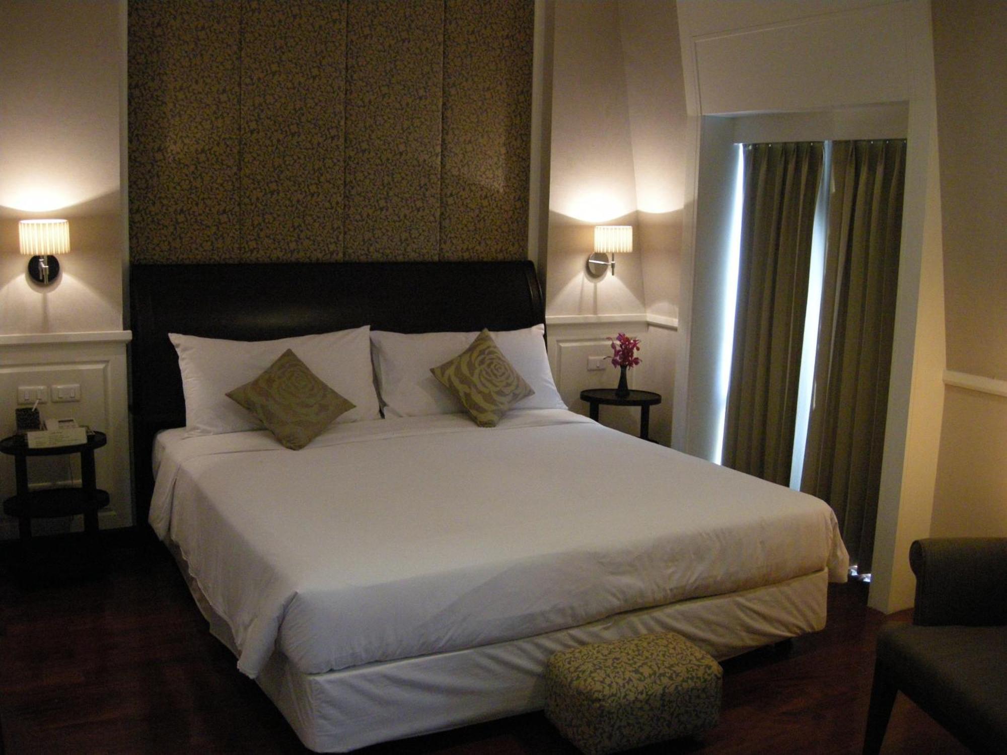 Aurum The River Place Bangkok Esterno foto
